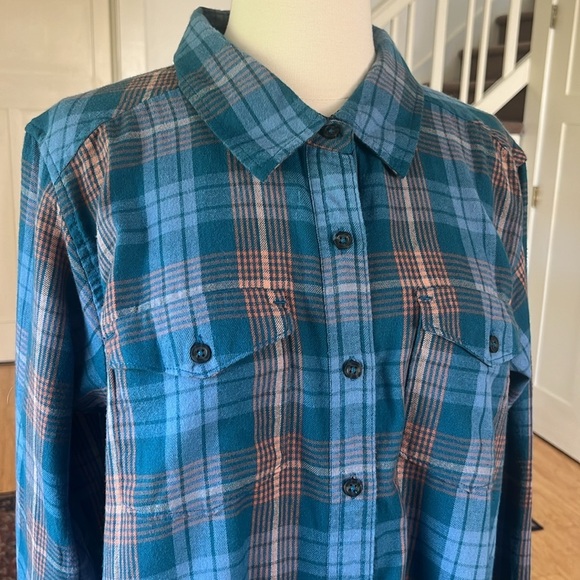 KAVU Flannel with Elbow Patches NWT Size Large - Picture 5 of 13